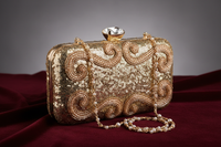 حقائب المساء والكلتش للنساء